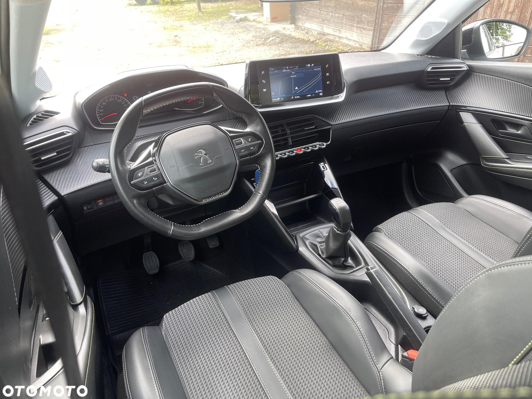 Peugeot 208 1.2 PureTech Style S&S - 19