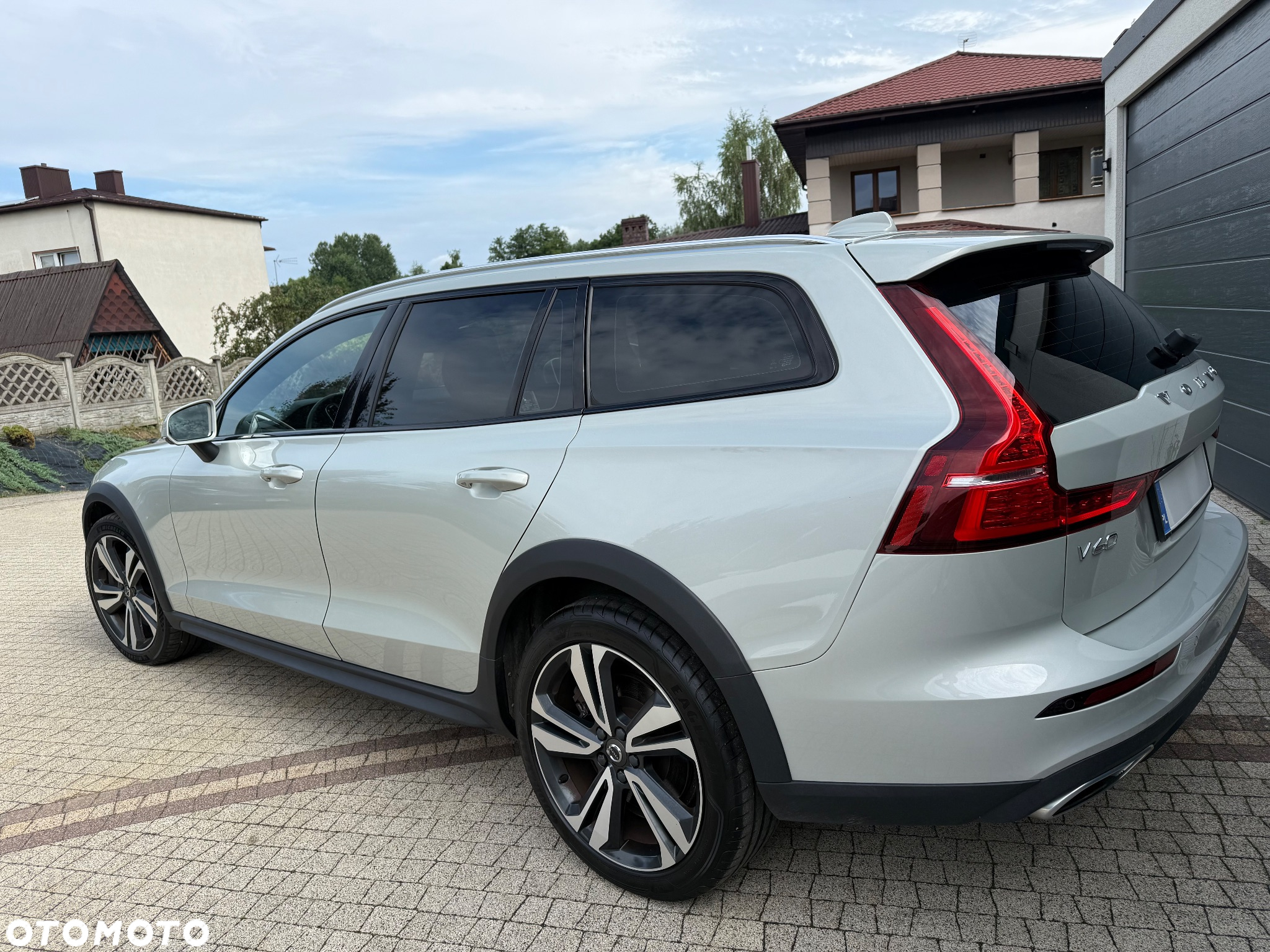Volvo V60 Cross Country D4 AWD Geartronic Pro - 10