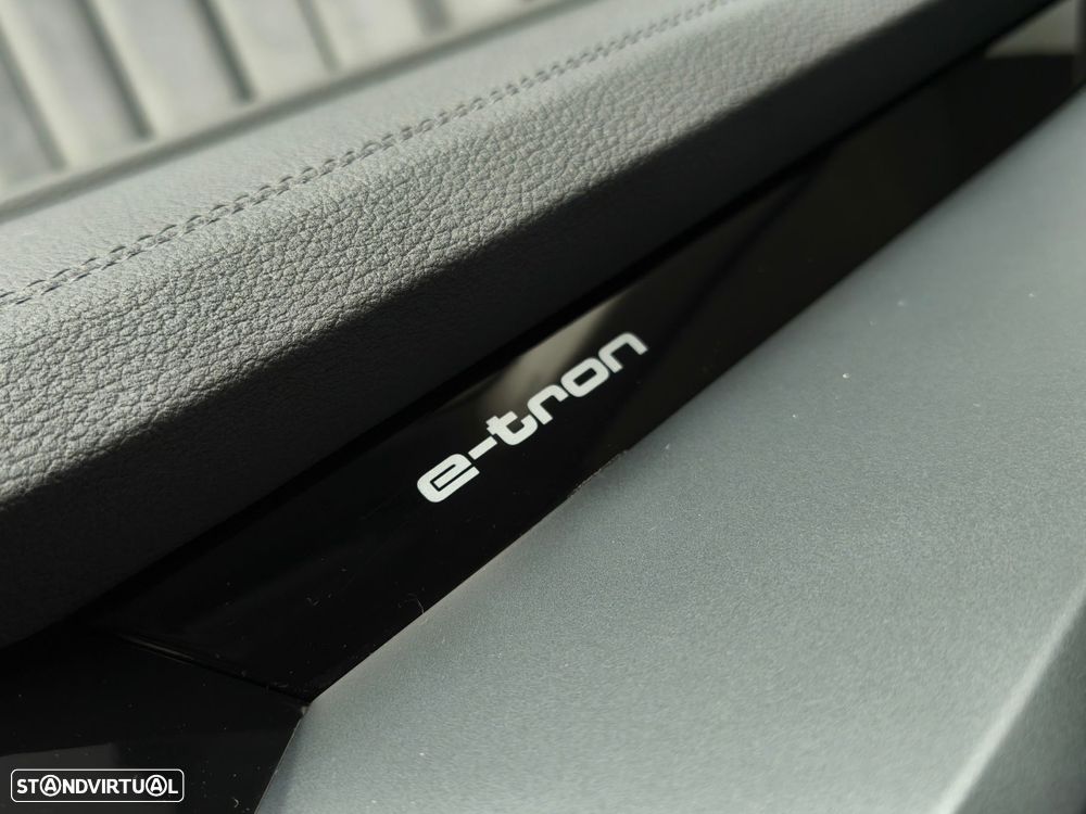 Audi e-tron 55 quattro S line - 20