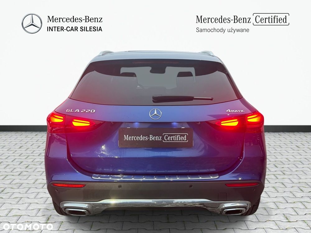 Mercedes-Benz GLA - 7