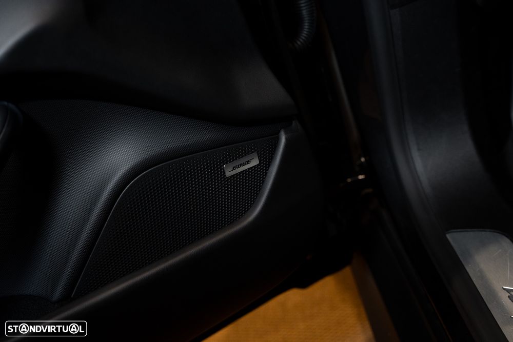 Porsche Taycan 4S - 17