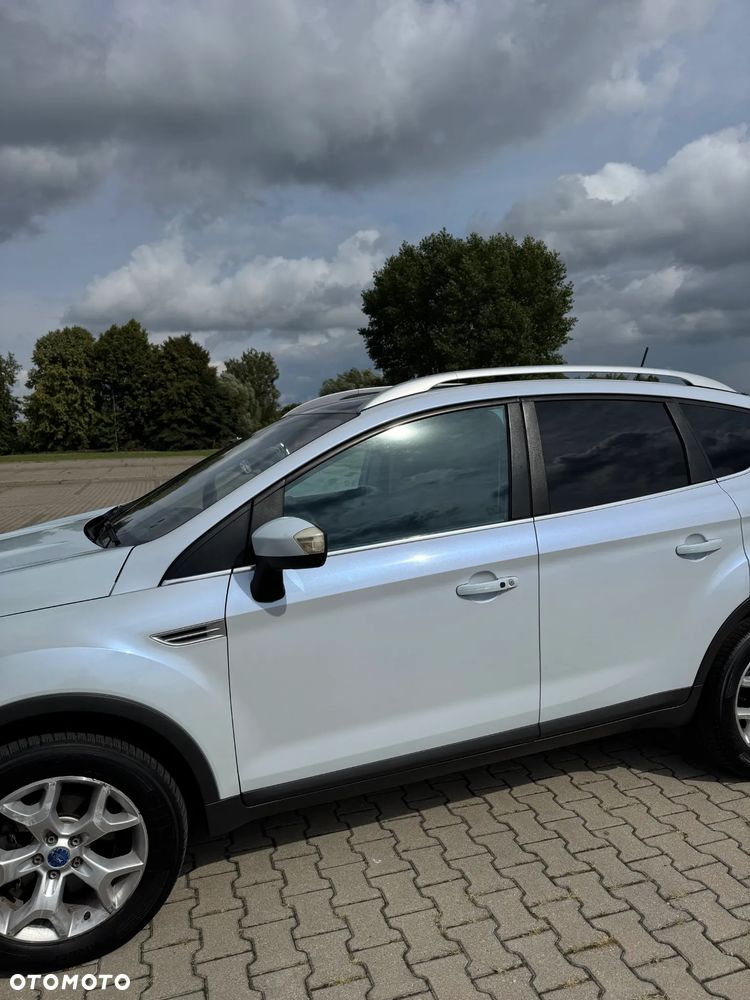 Ford Kuga 2.0 TDCi Titanium - 4