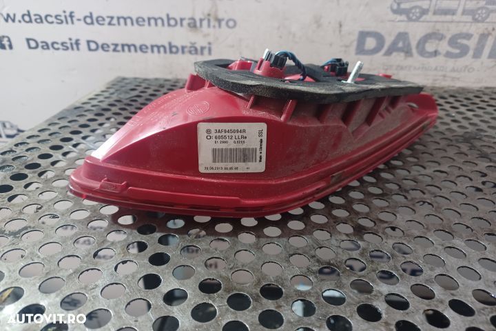 Lampa stop stanga pe hayon 3AF945094R Volkswagen VW Passat B7 [2010 - - 1