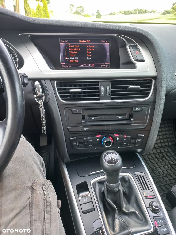 Audi A4 Avant 2.0 TDI - 21