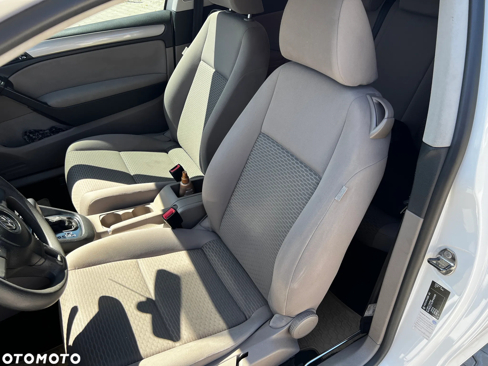 Volkswagen Golf 1.6 DSG Comfortline - 10