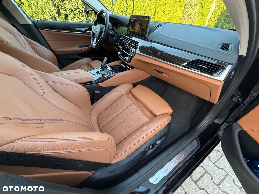 BMW Seria 5 520d xDrive MHEV Luxury Line - 19
