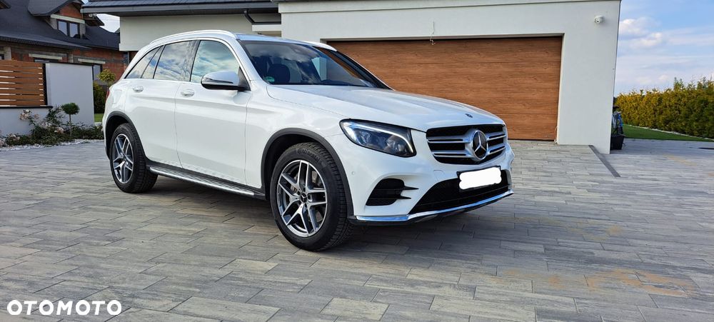 Mercedes-Benz GLC - 1