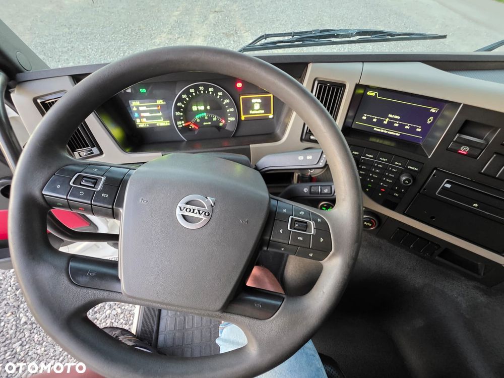 Volvo FM 330 / FIRANKA / WINDA / 19 EUROPALET / SPROWADZONY / SYPIALKA / AUTOMAT - 27