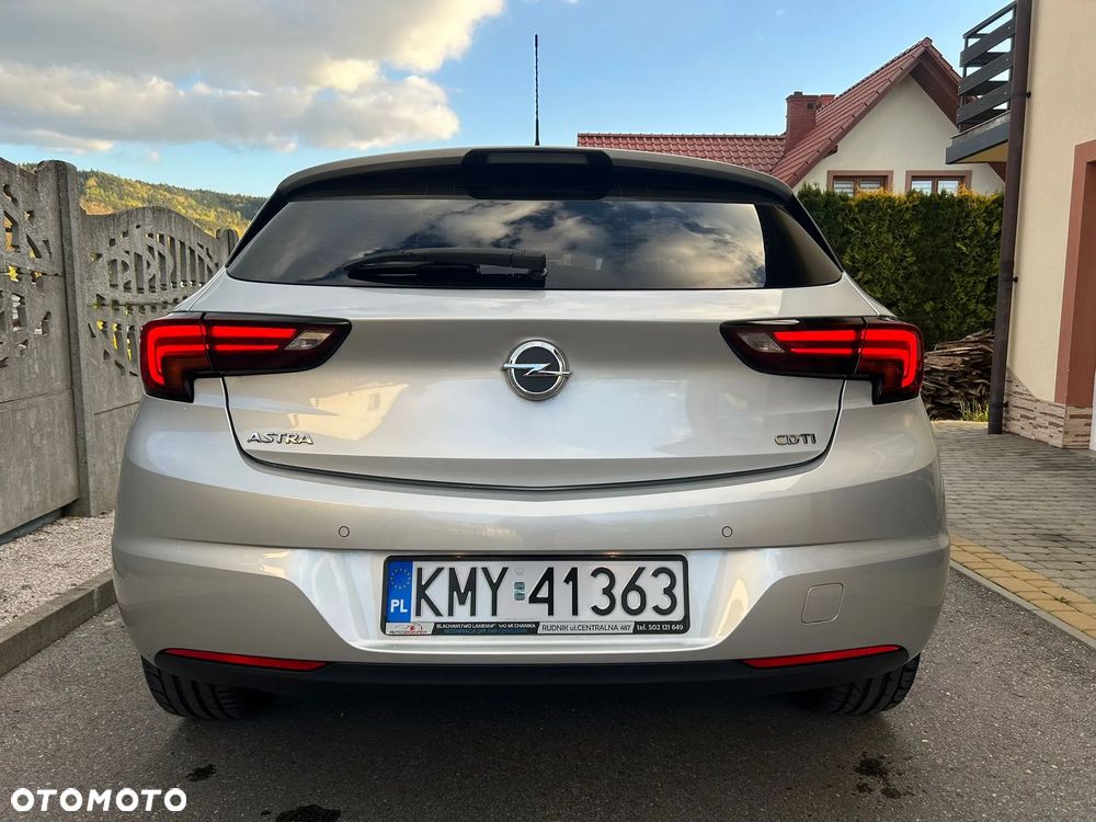 Opel Astra 1.6 CDTI Enjoy S&S - 11