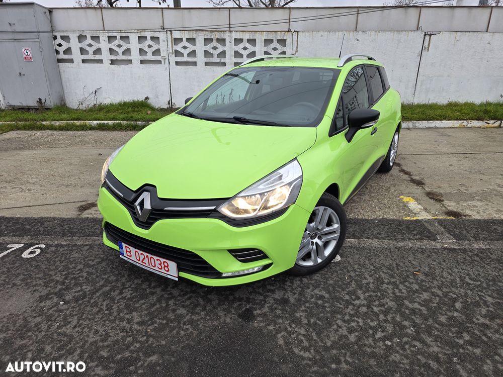 Renault Clio - 1