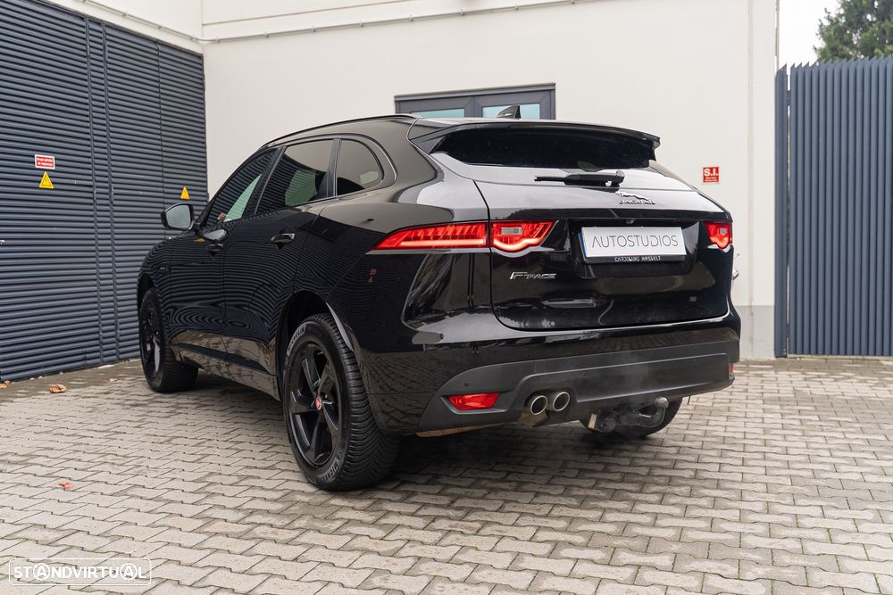 Jaguar F-Pace 20d Aut. R-Sport - 9