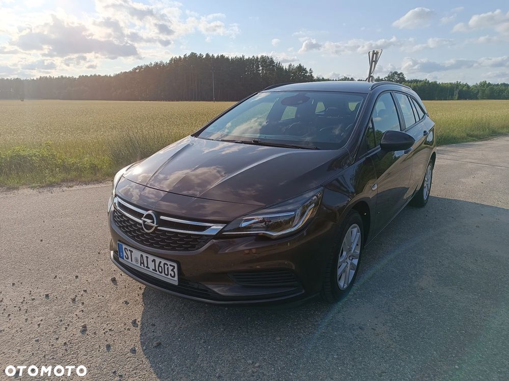 Opel Astra 1.6 D (CDTI) Start/Stop Dynamic - 2