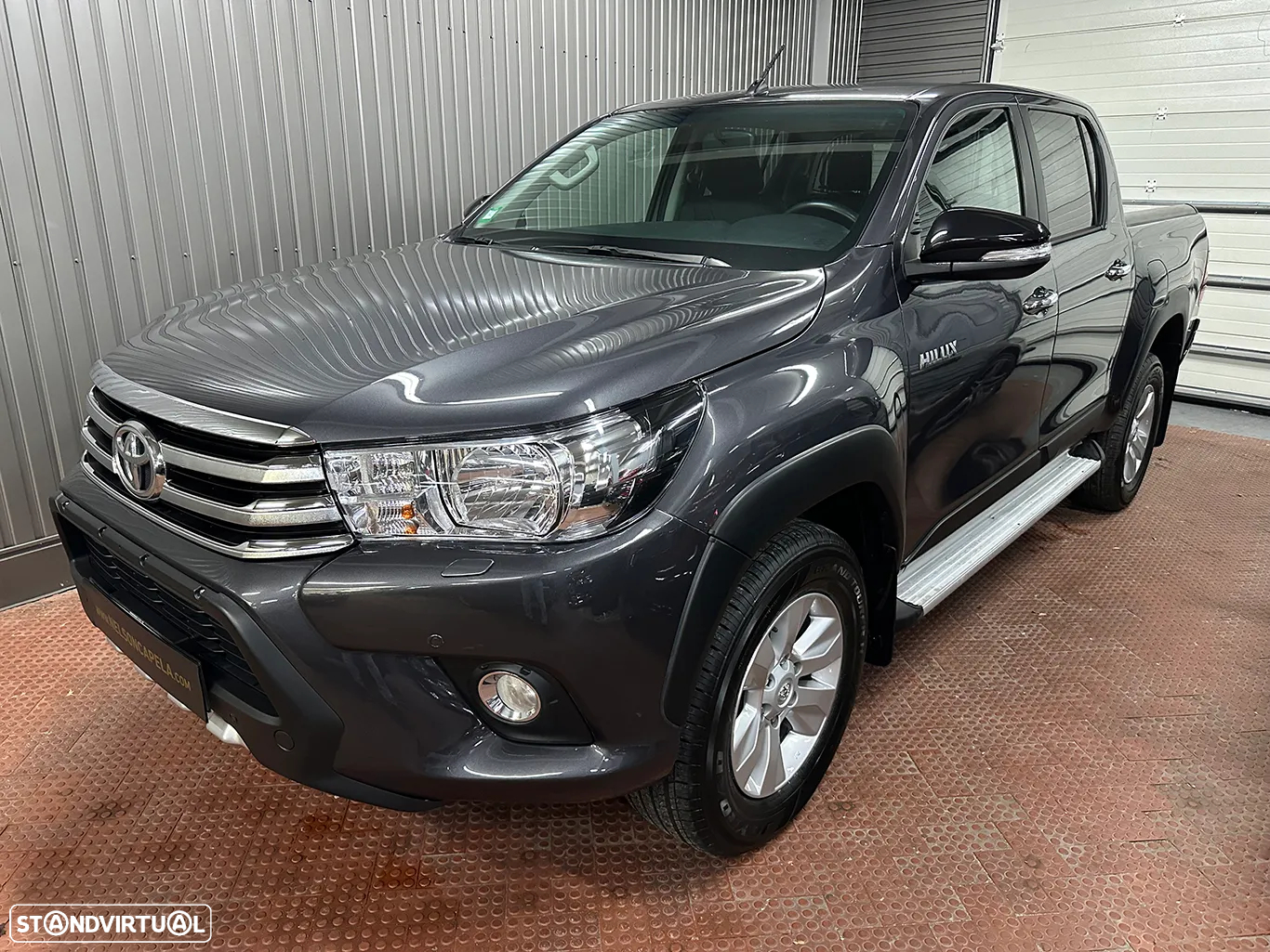 Toyota Hilux 2.4 D-4D 2WD CD Tracker - 3