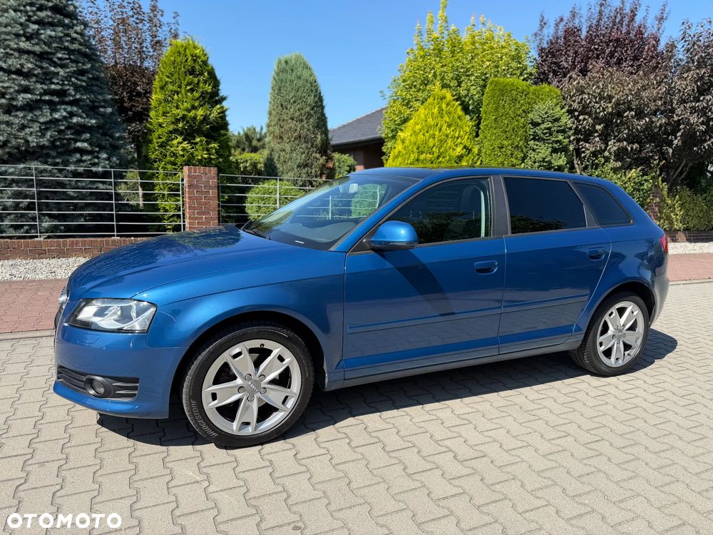 Audi A3 Sportback - 11