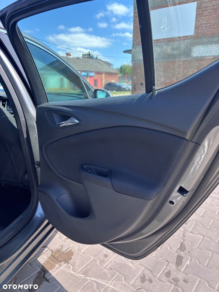Opel Astra 1.6 CDTI Dynamic - 13