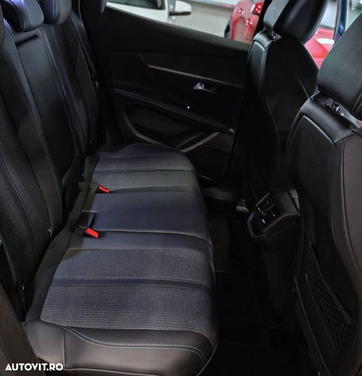 Peugeot 3008 1.2 PureTech 130 EAT8 Allure Pack - 16