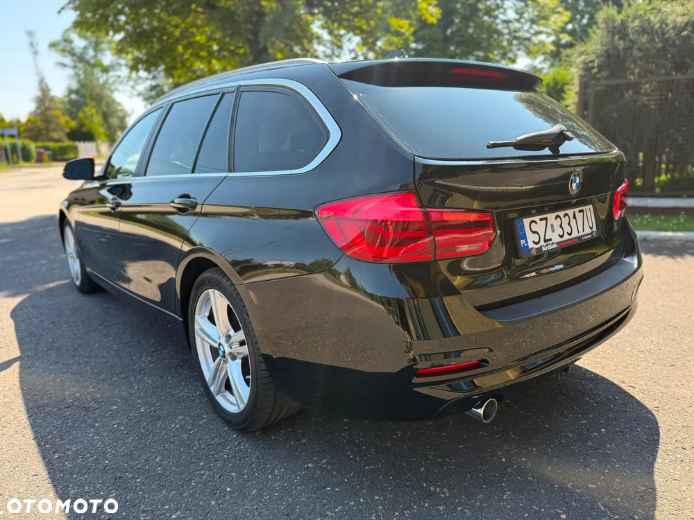 BMW Seria 3 318d Sport Line - 10