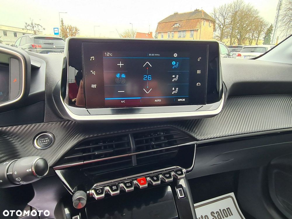 Peugeot 208 1.2 PureTech Allure S&S - 13