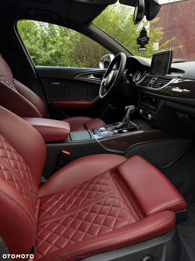 Audi S6 Avant - 31