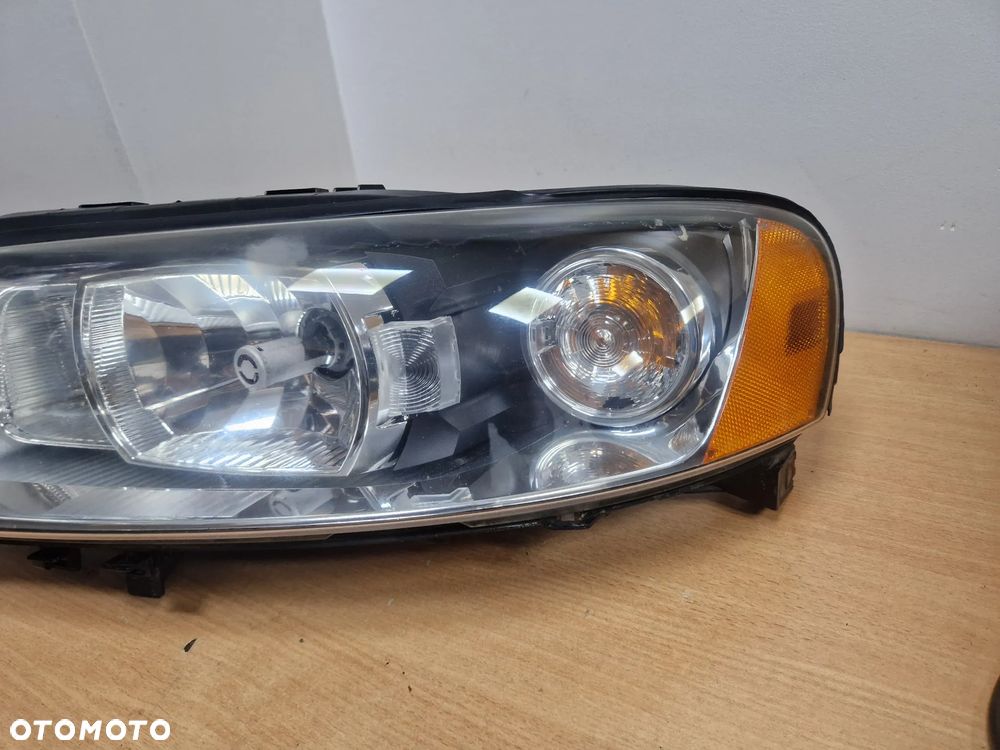 LAMPA LEWA PRZEDNIA XENON VOLVO S60I V70II LIFT 04-10R EUROPA - 3