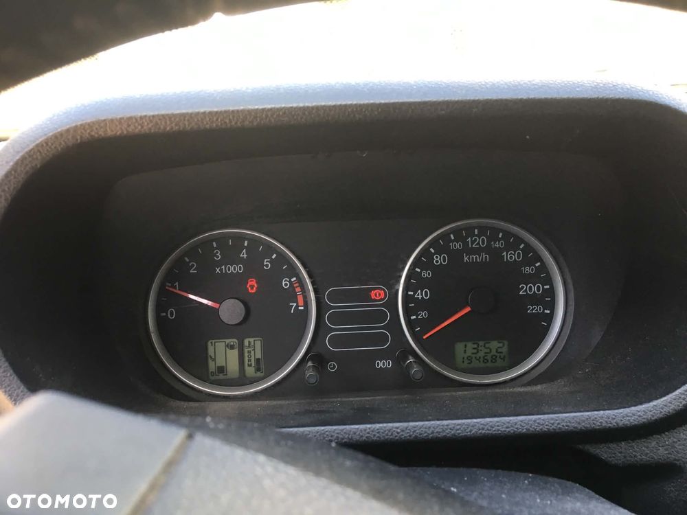 Ford Fusion 1.4 + - 5