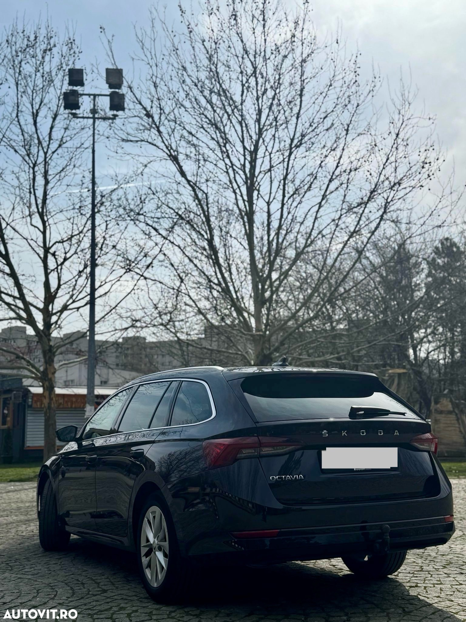 Skoda Octavia 2.0 TDI DSG Ambition - 13