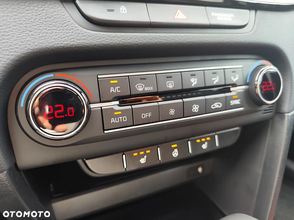 Kia XCeed 1.6 T-GDI Tribute DCT - 21