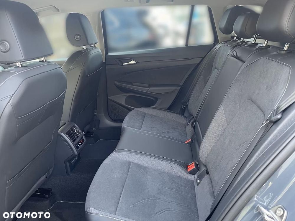 Volkswagen Golf - 13