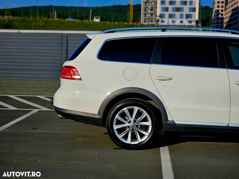 Volkswagen Passat - 9