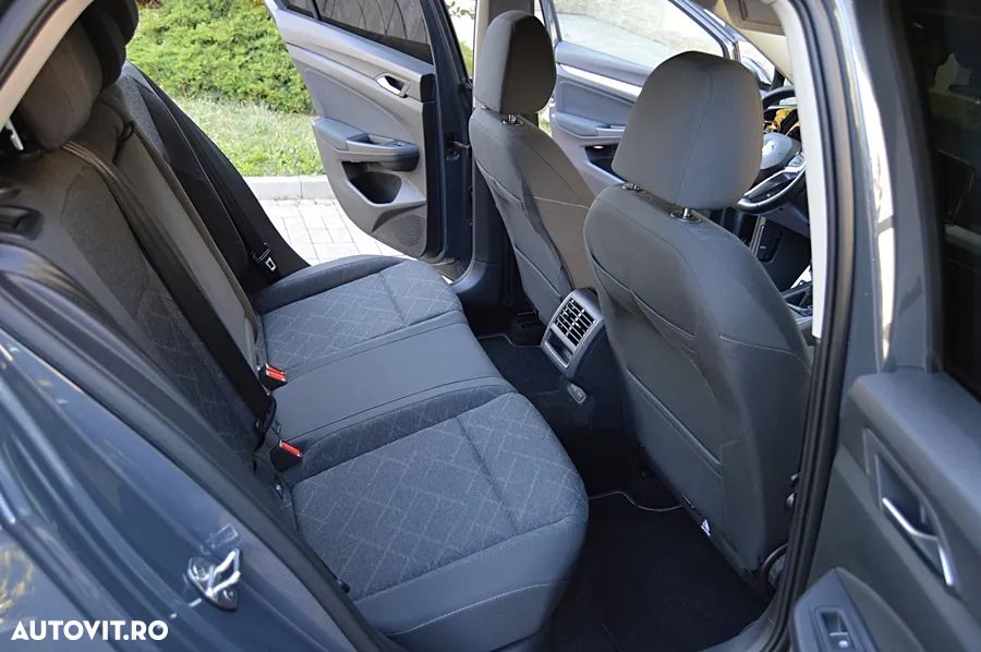 Volkswagen Golf 1.5 TSI Comfortline - 22