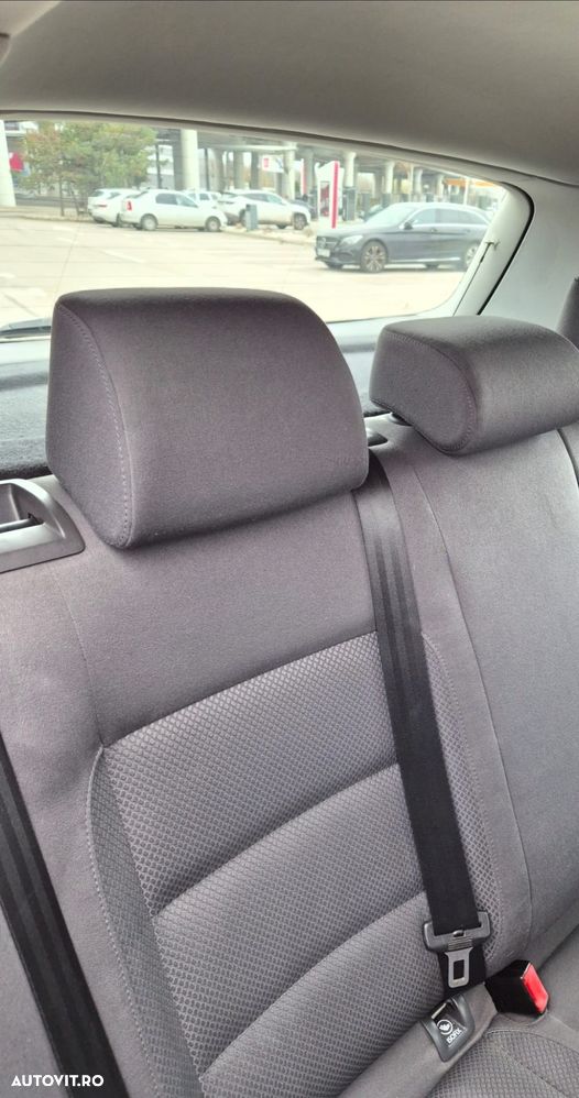 Volkswagen Golf 1.9 TDI - 16