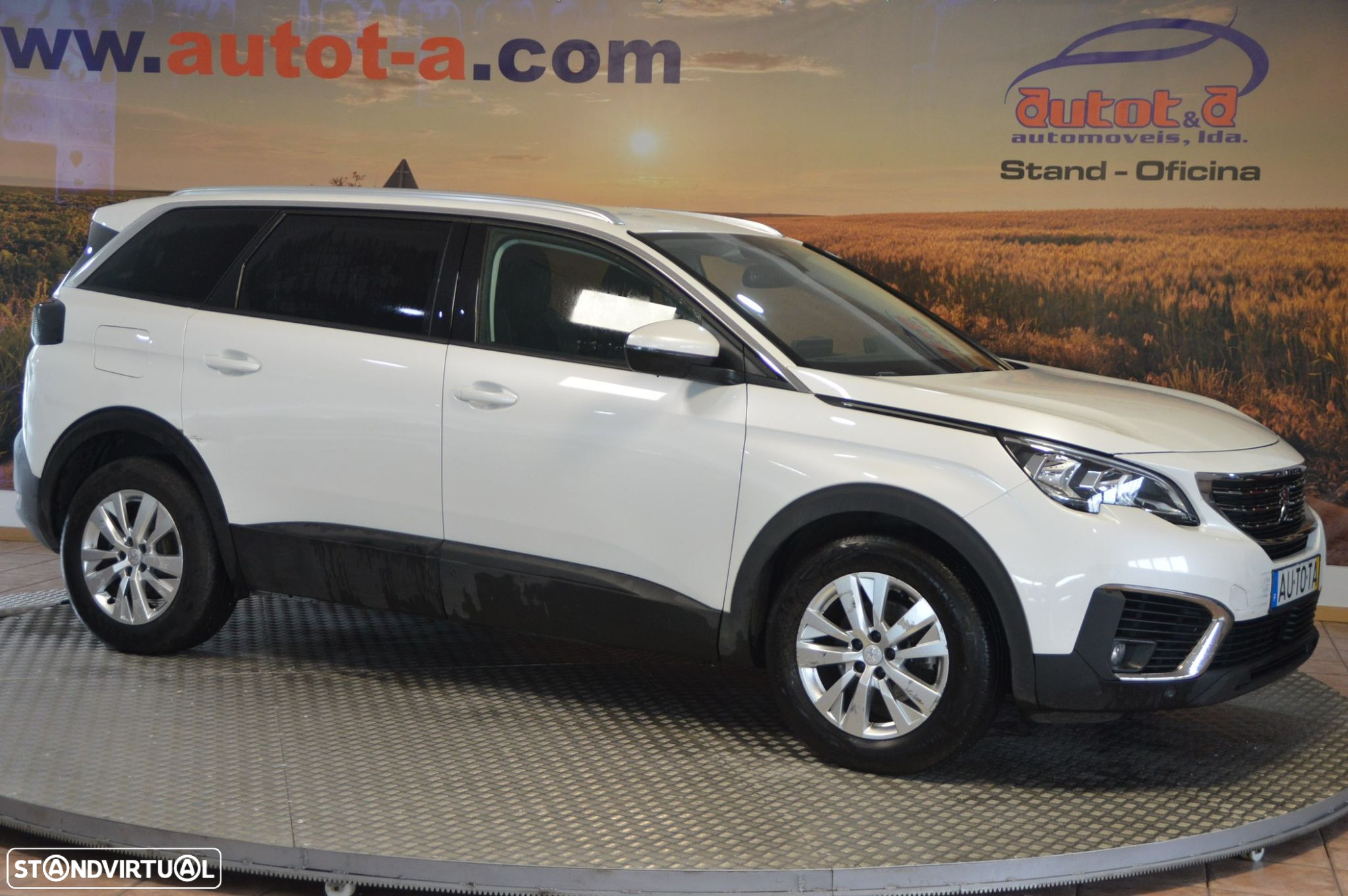 Peugeot 5008 1.2 PureTech Allure EAT6 - 7