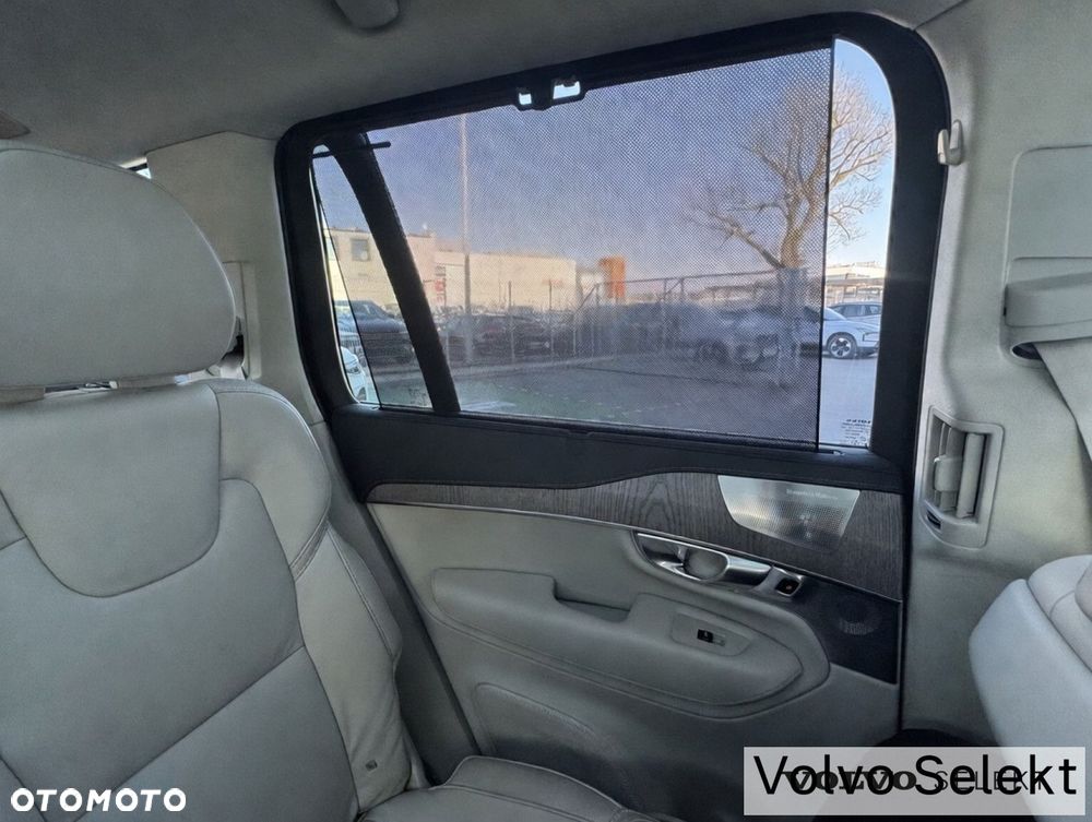 Volvo XC 90 - 41