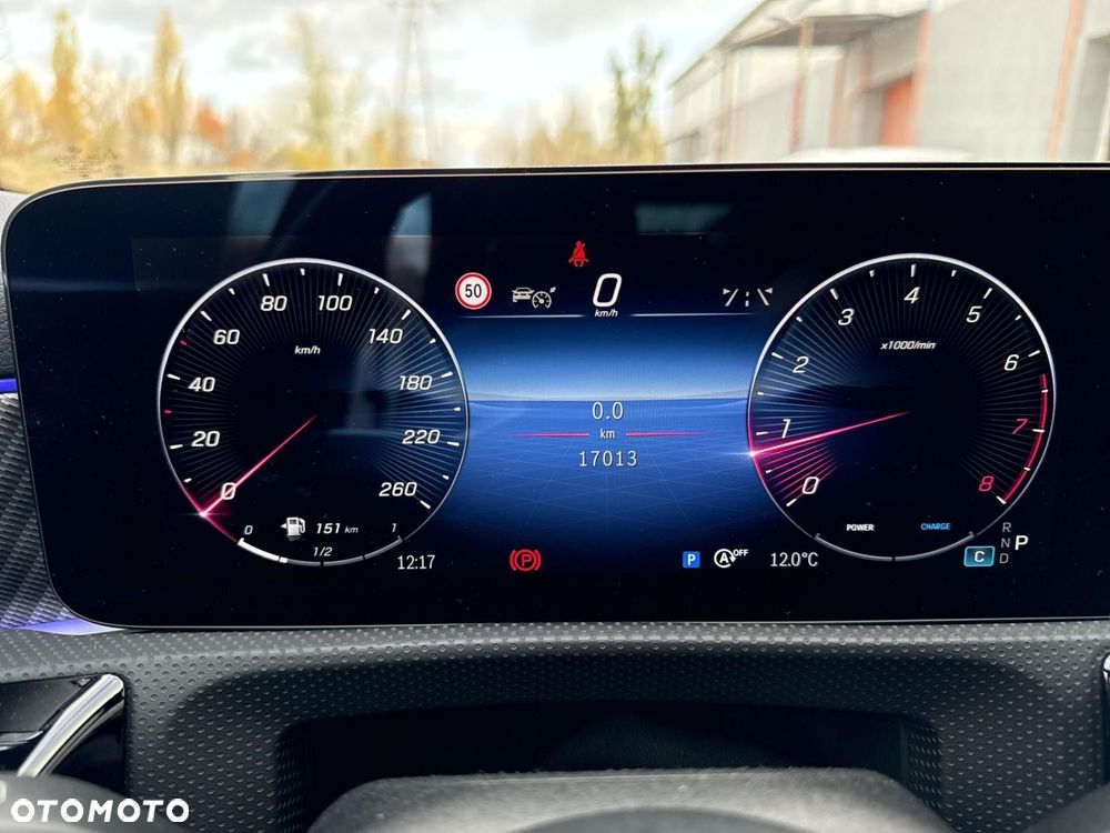 Mercedes-Benz CLA - 25