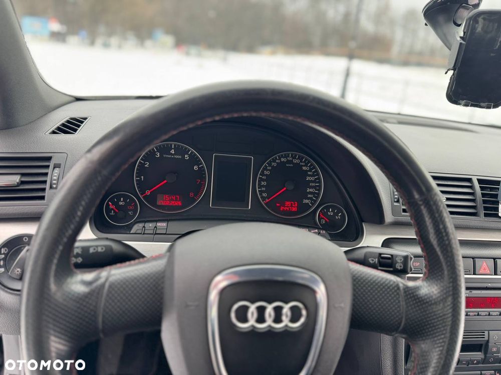 Audi A4 Avant 2.0T FSI - 9