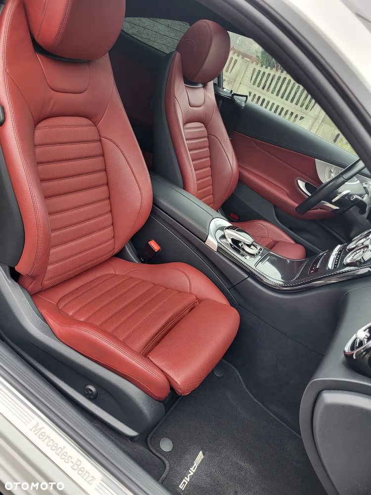 Mercedes-Benz Klasa C 300 4Matic 9G-TRONIC AMG Line Plus - 12