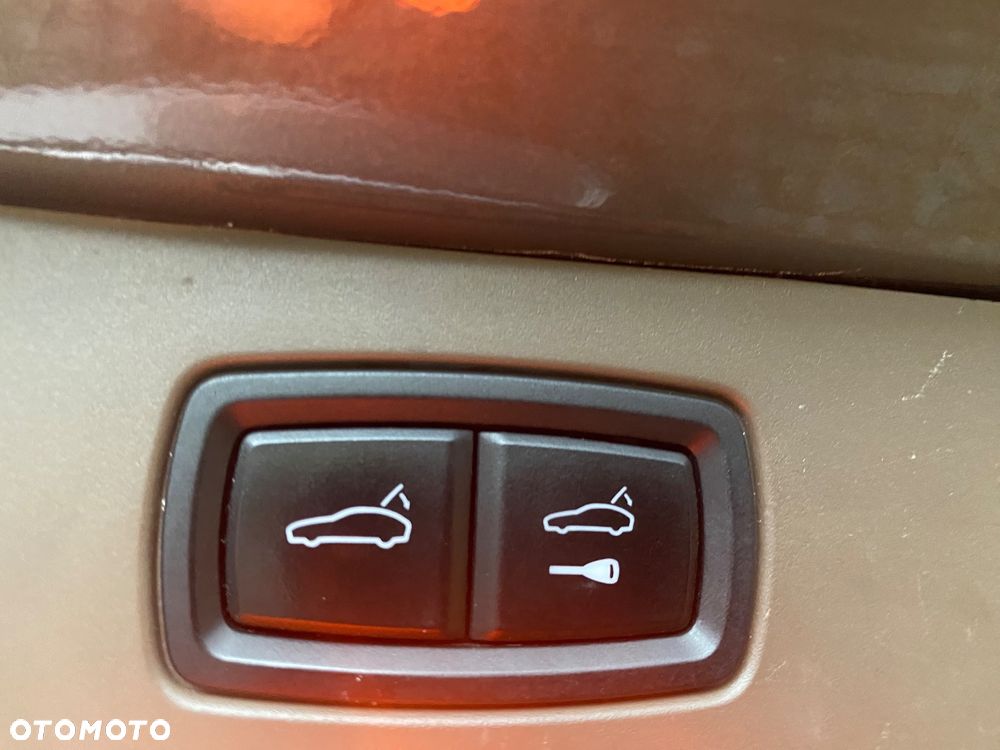 Porsche Cayenne - 20