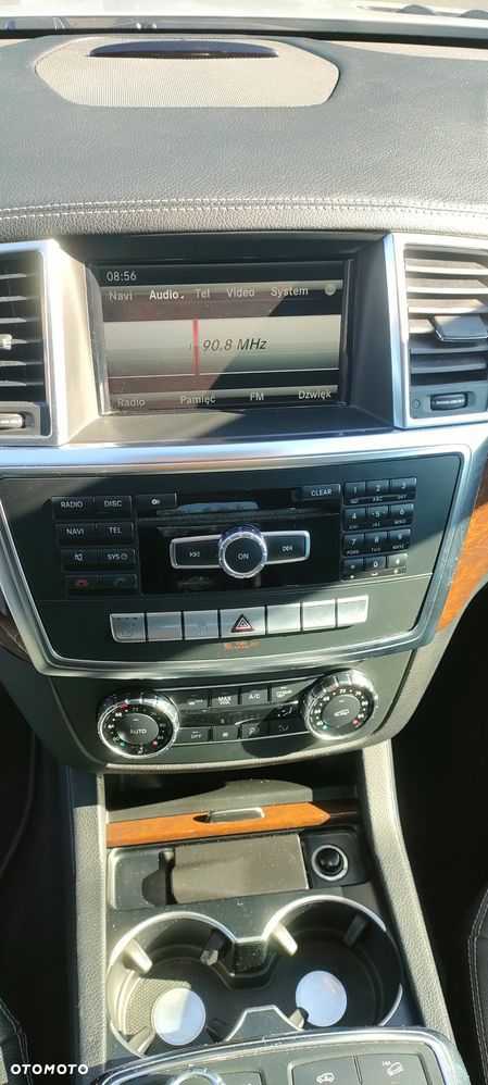 Mercedes-Benz GL 350 BlueTEC 4Matic 7G-TRONIC - 31