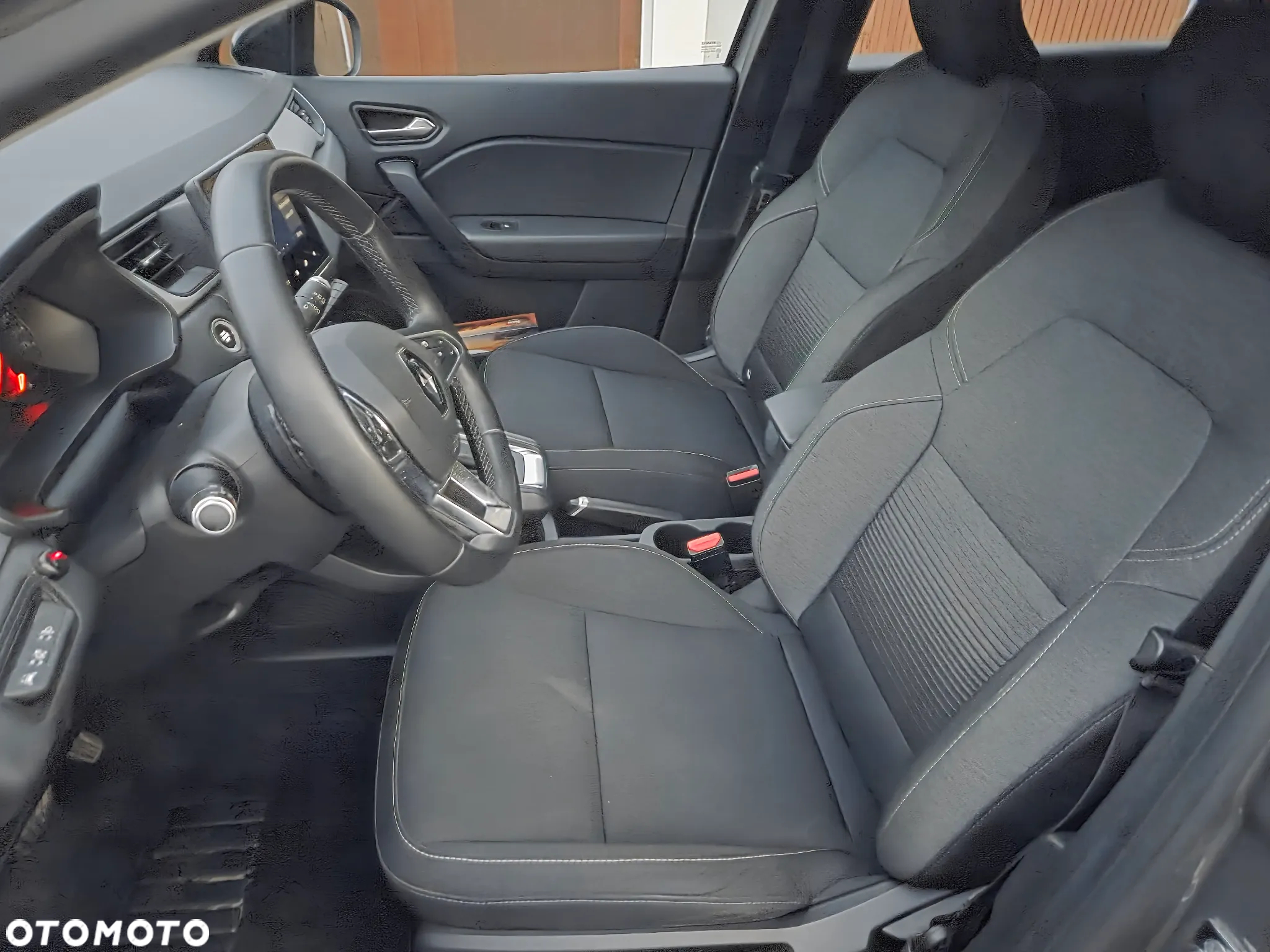 Renault Captur - 10