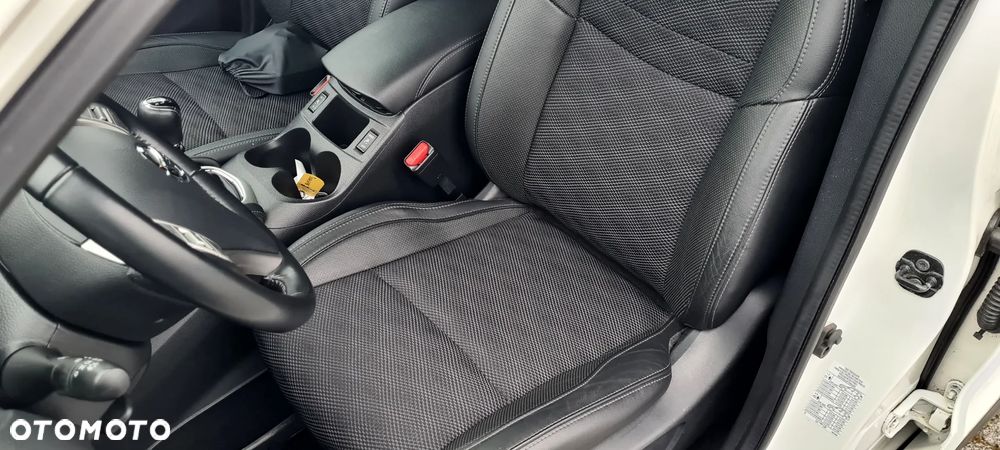 Nissan Qashqai 1.6 DIG-T TEKNA+ - 21