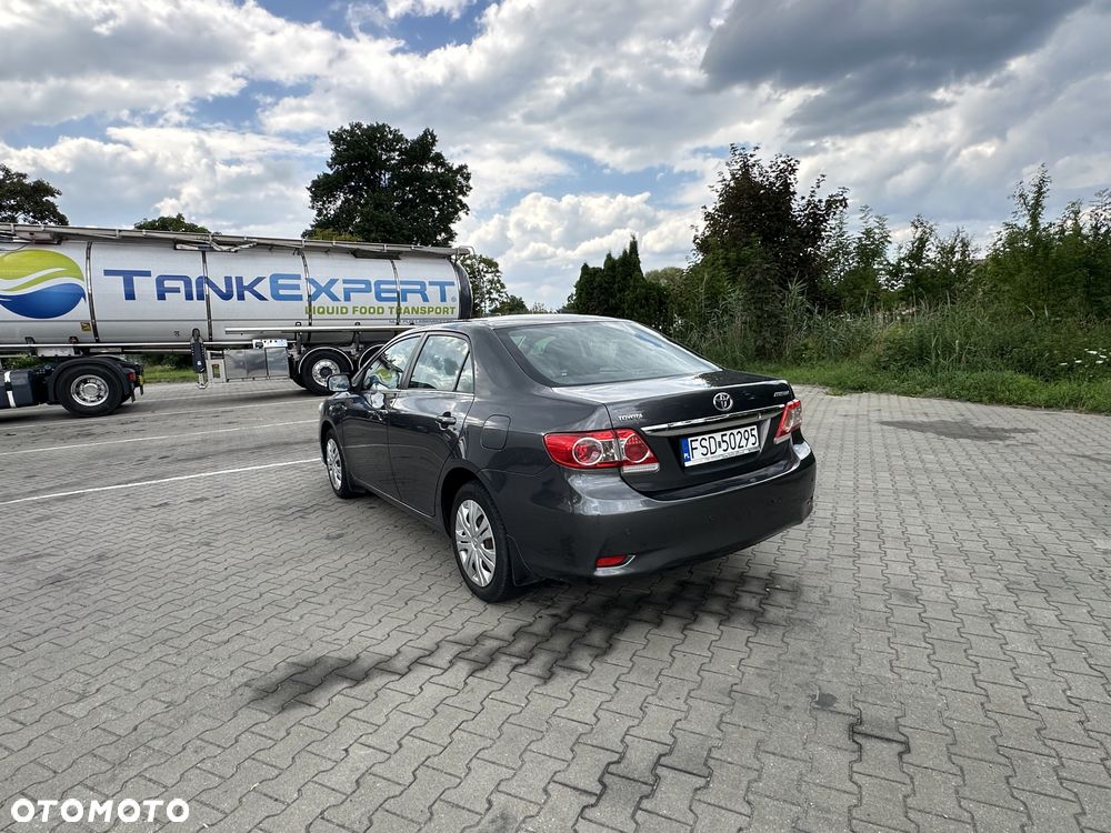 Toyota Corolla 1.6 Premium - 4