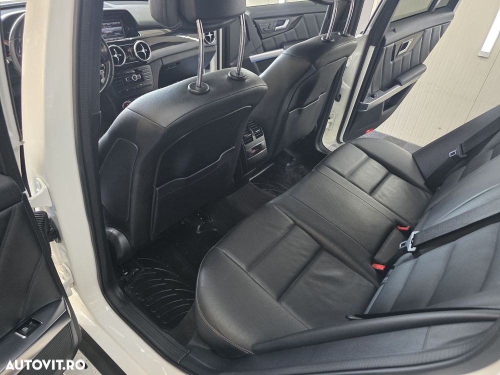 Mercedes-Benz GLK - 4