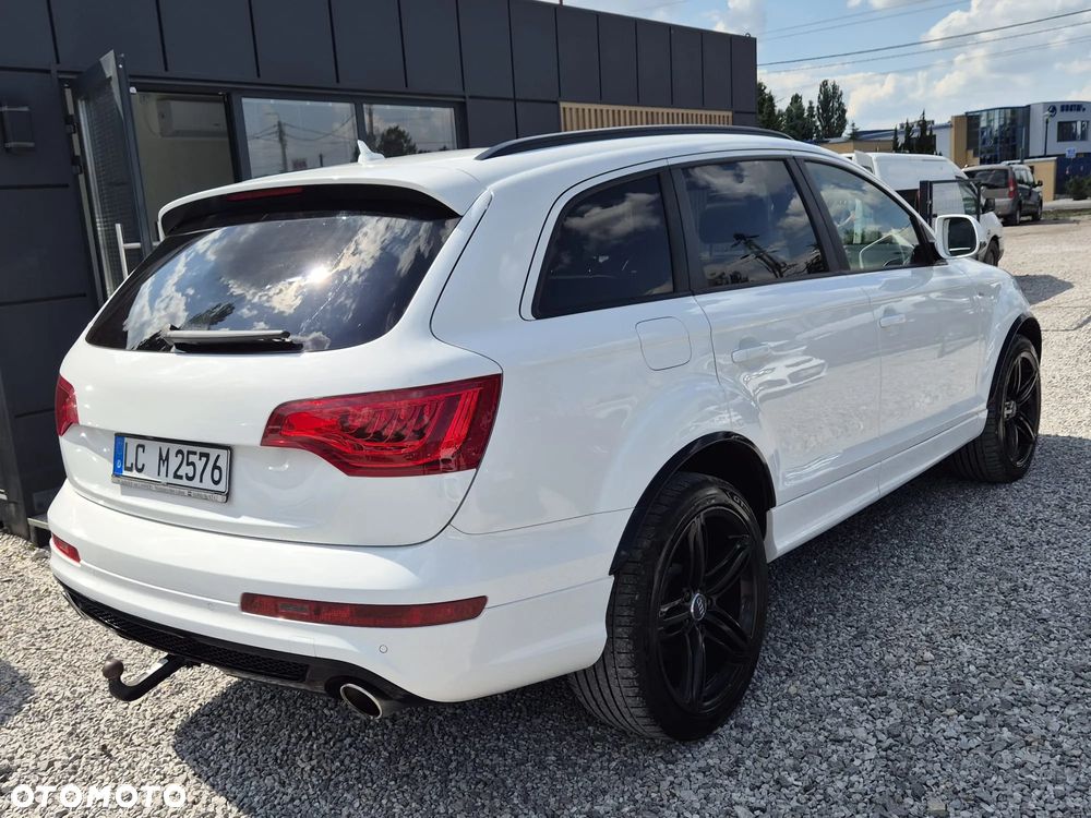 Audi Q7 - 11