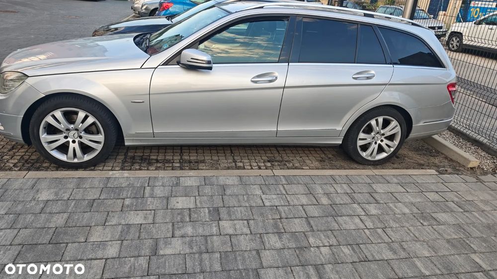 Mercedes-Benz Klasa C 220 CDI DPF Avantgarde - 18