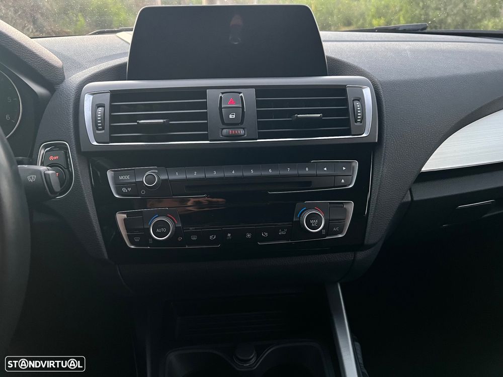 BMW 116 d EfficientDynamics Edition Sport Line - 8