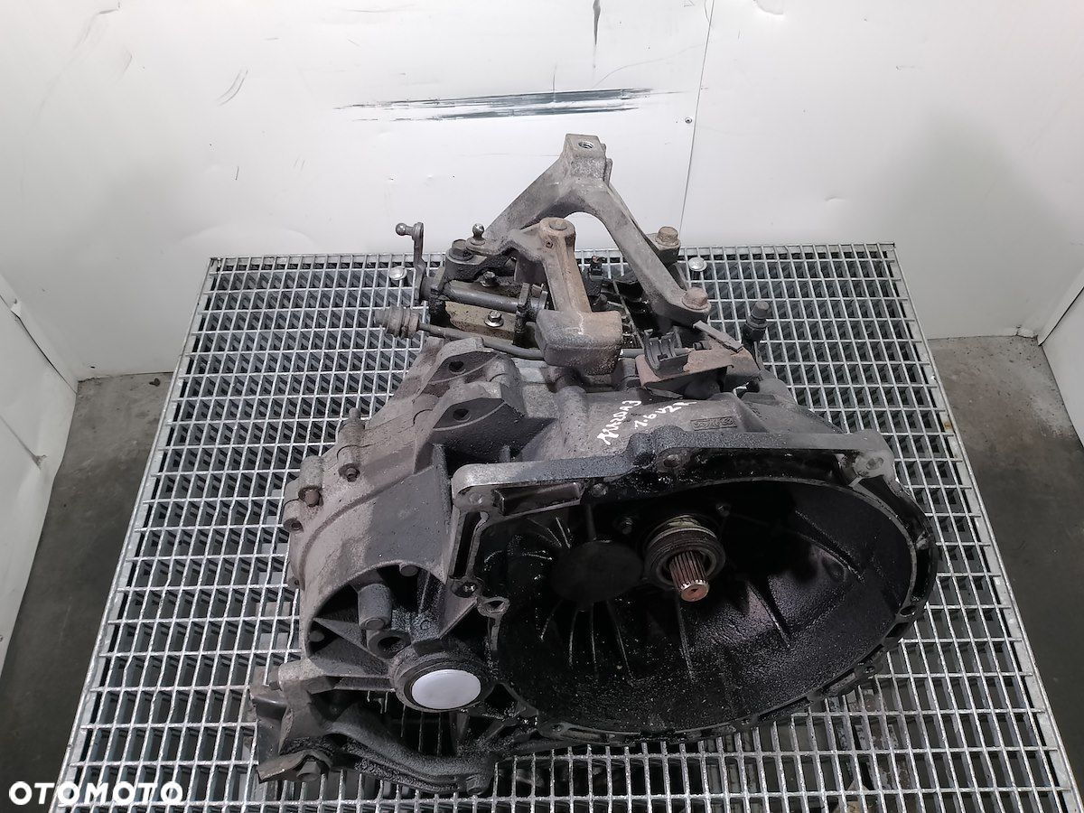 SKRZYNIA BIEGÓW MANUALNA MAZDA 3 3M5R7002  8MR-7F096-YF 1.6 CITD - 5