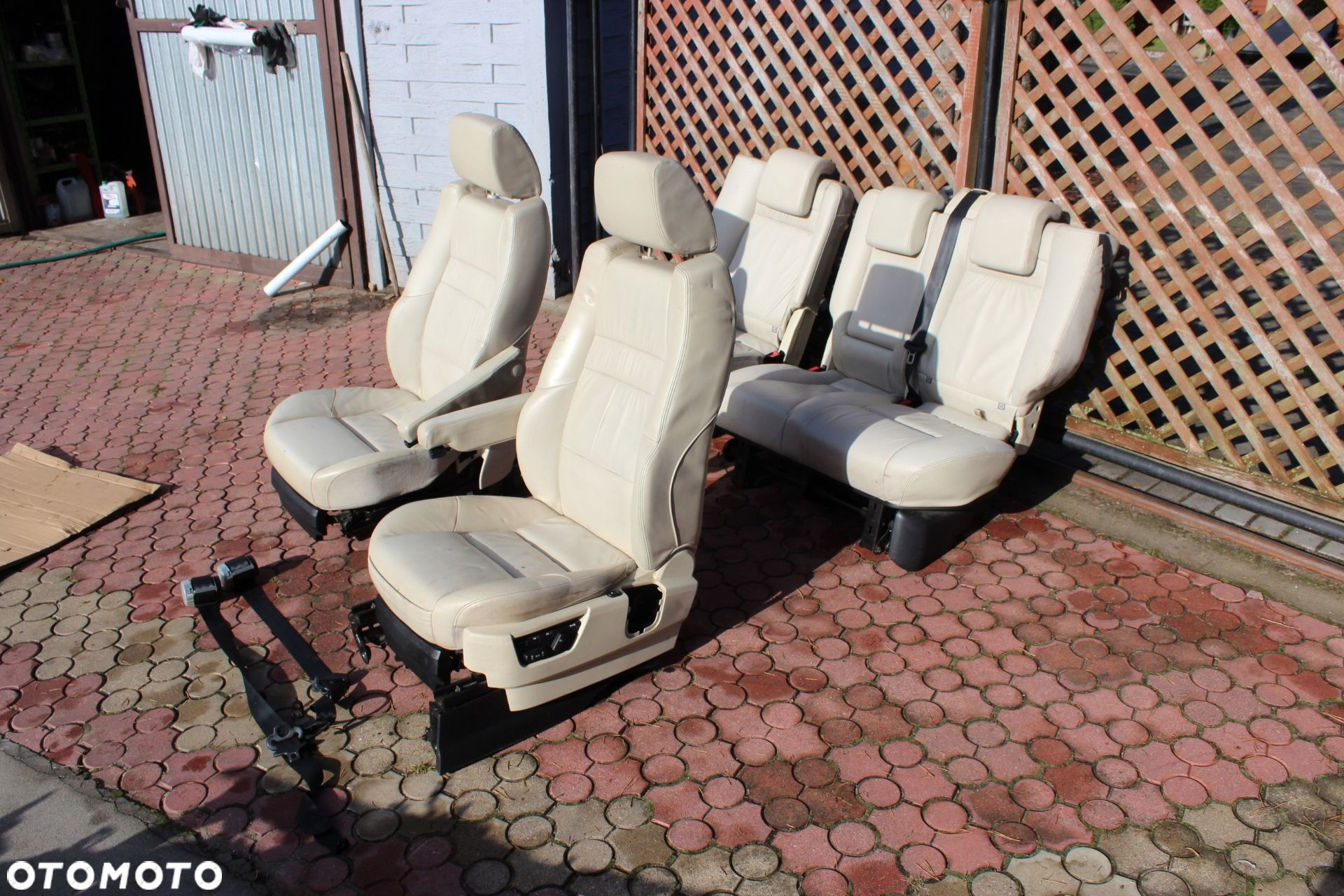 Fotele Land Rover Sport L320 - 2
