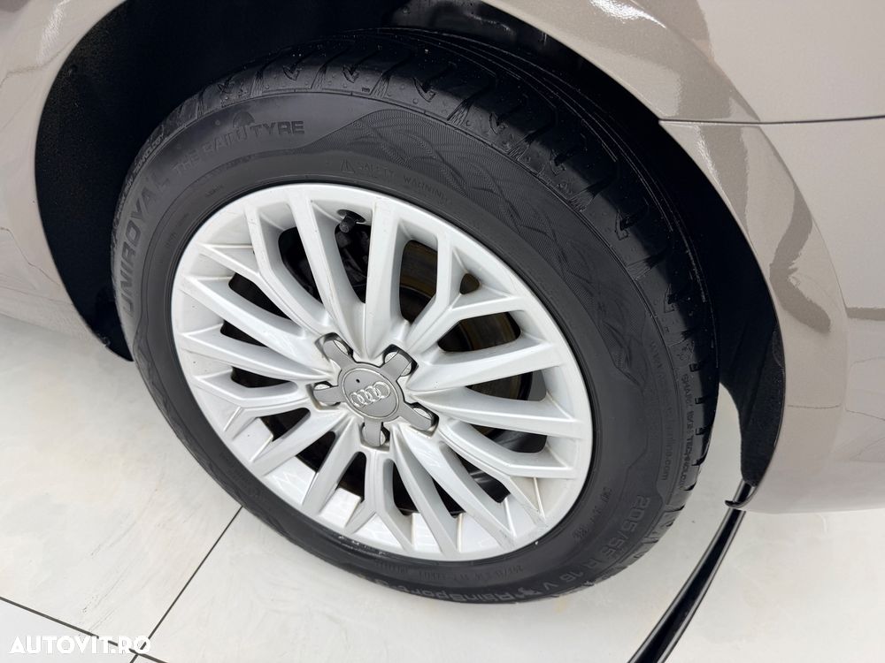 Audi A3 1.6 TDI Sportback Attraction - 11