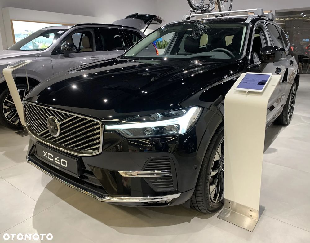 Volvo XC 60 B5 B AWD Ultra Bright - 1