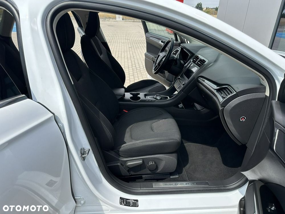 Ford Mondeo SW 2.0 EcoBlue Titanium - 14
